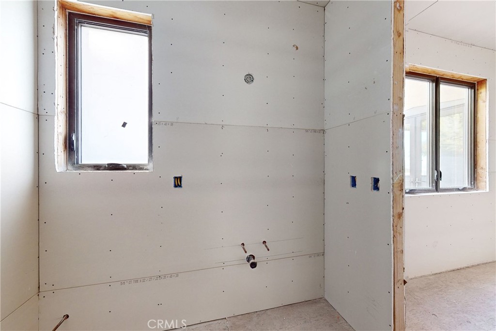 1081 Longview Avenue