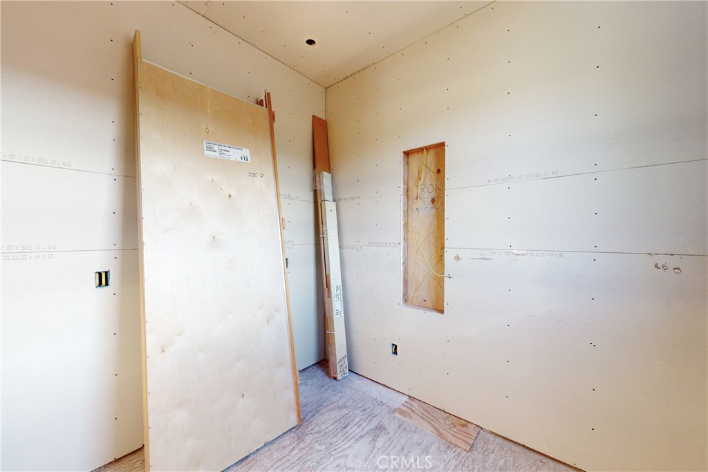 1081 Longview Avenue