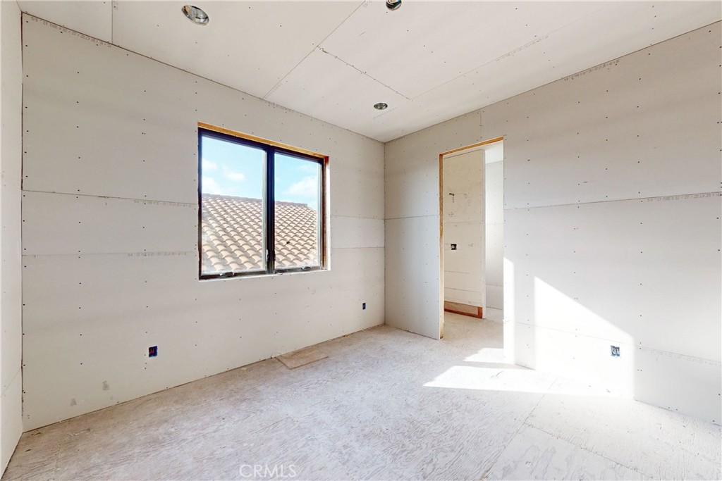 1081 Longview Avenue