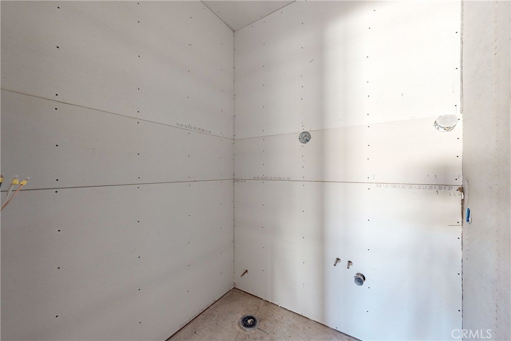 1081 Longview Avenue