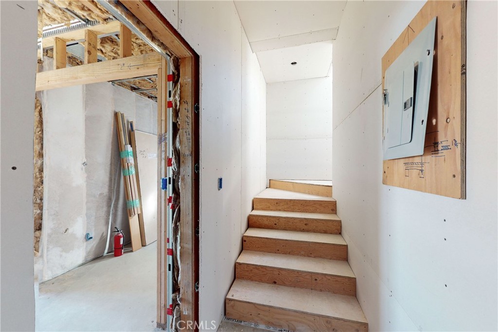 1081 Longview Avenue