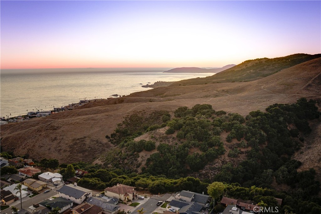 1081 Longview Avenue