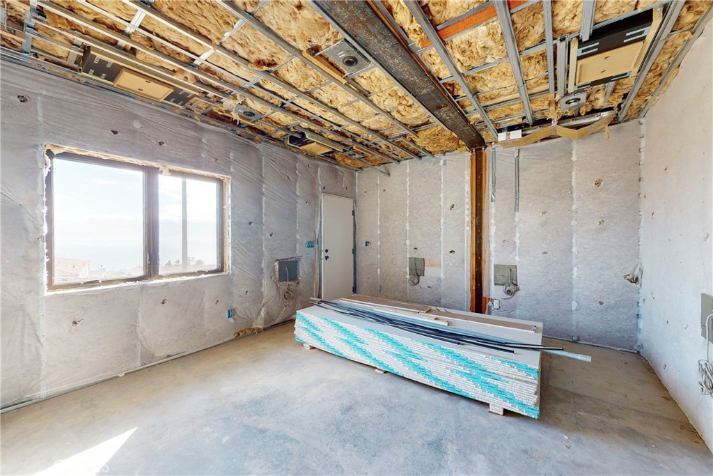 1081 Longview Avenue