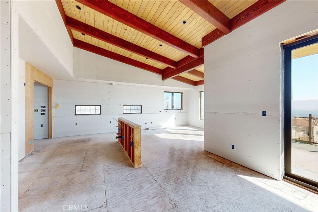 1081 Longview Avenue