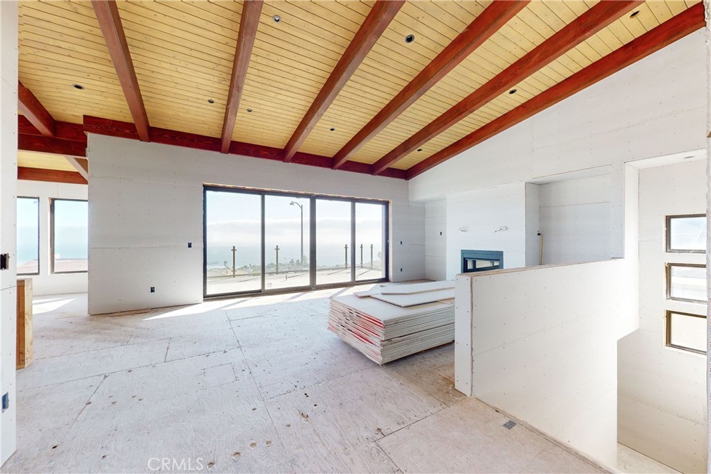 1081 Longview Avenue