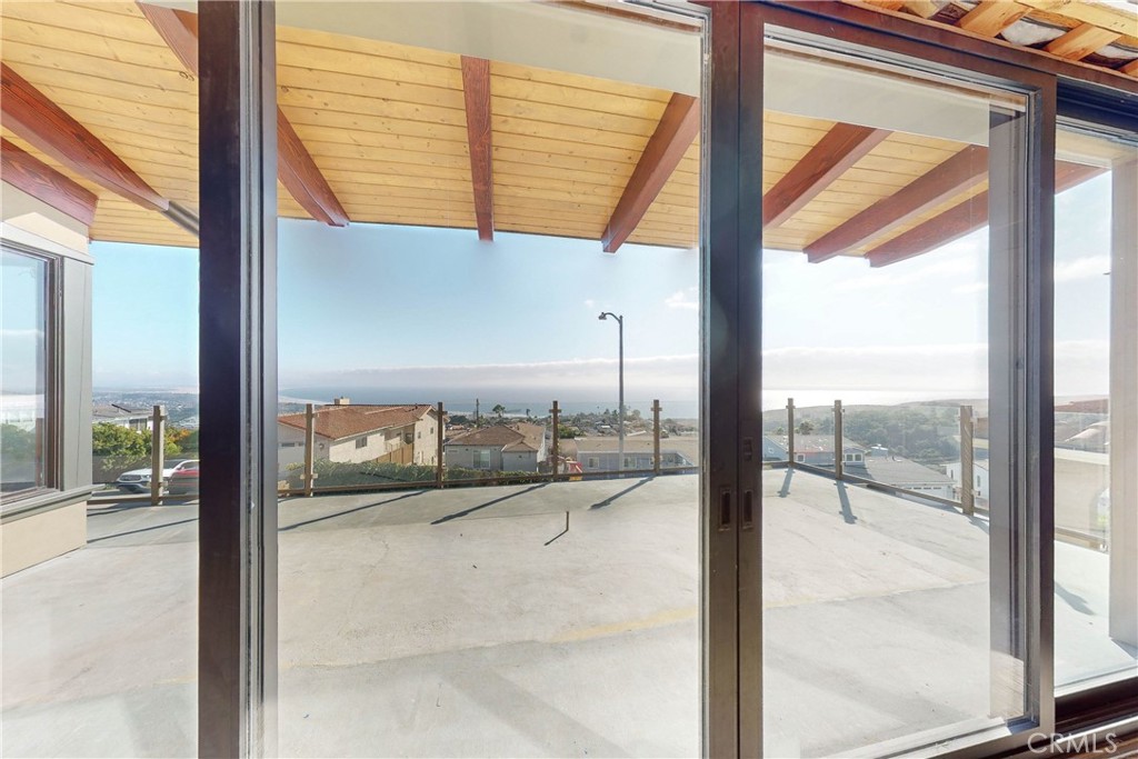 1081 Longview Avenue