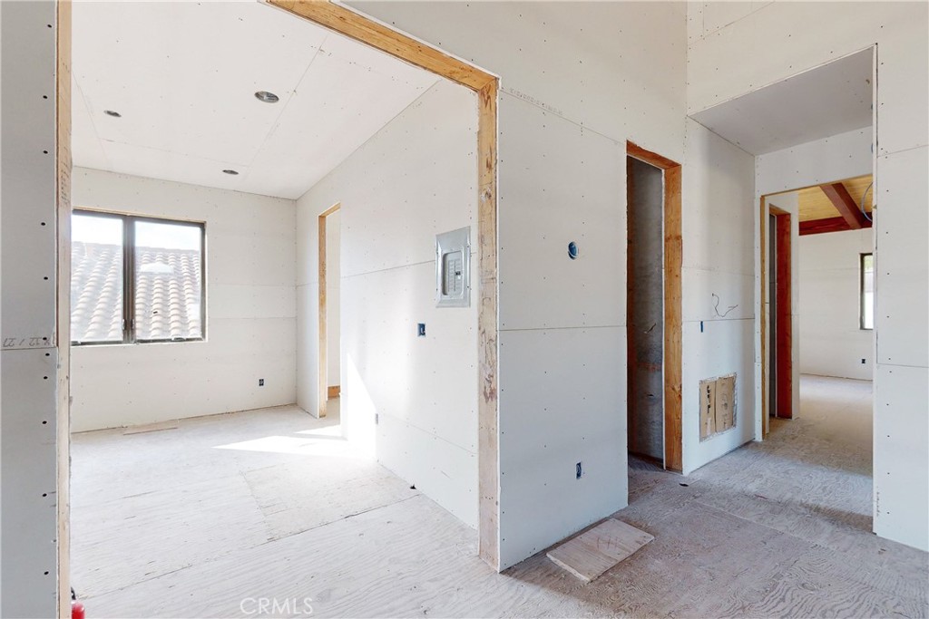 1081 Longview Avenue