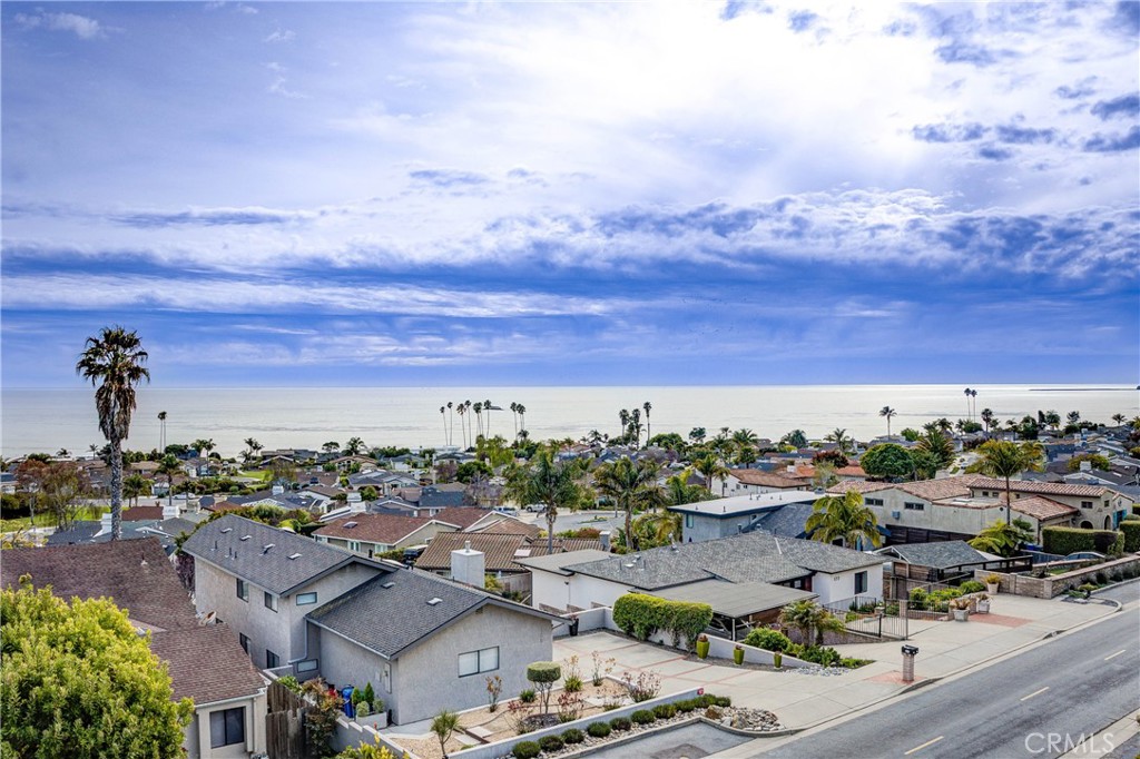 152 El Portal Drive