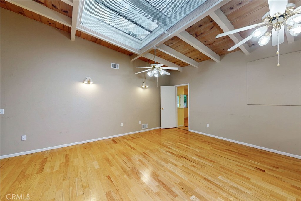 152 El Portal Drive