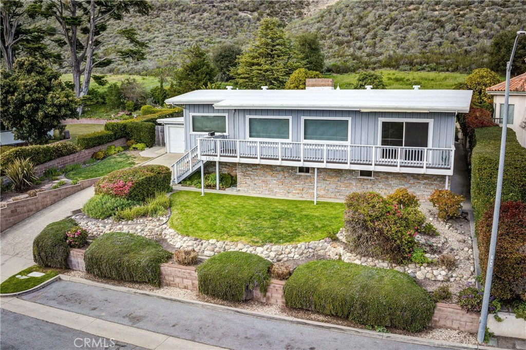152 El Portal Drive