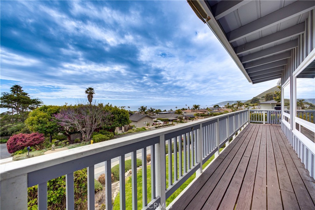 152 El Portal Drive