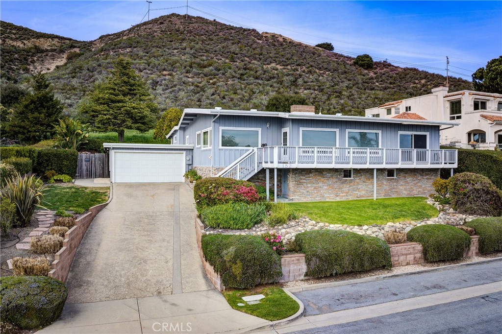 152 El Portal Drive