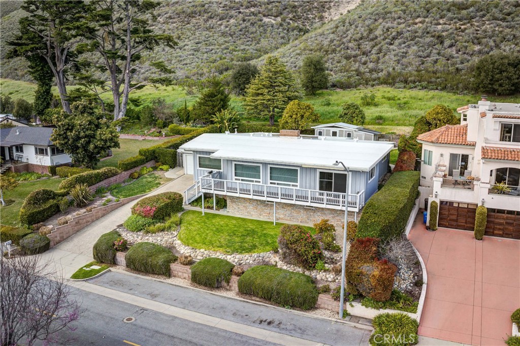 152 El Portal Drive