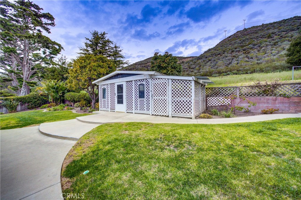 152 El Portal Drive