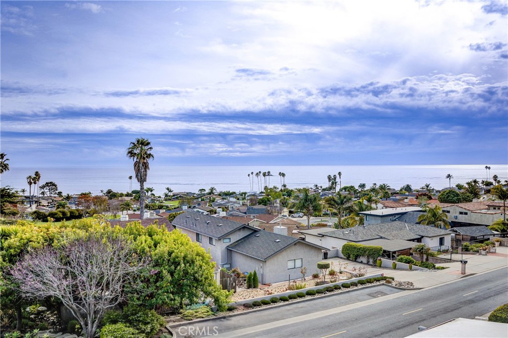 152 El Portal Drive