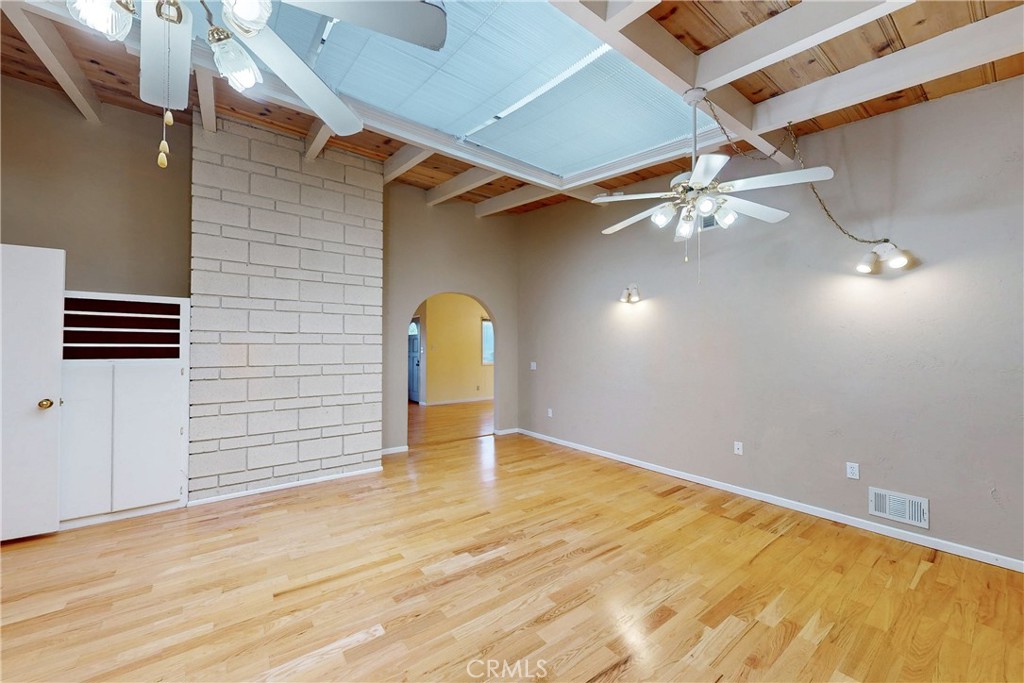 152 El Portal Drive