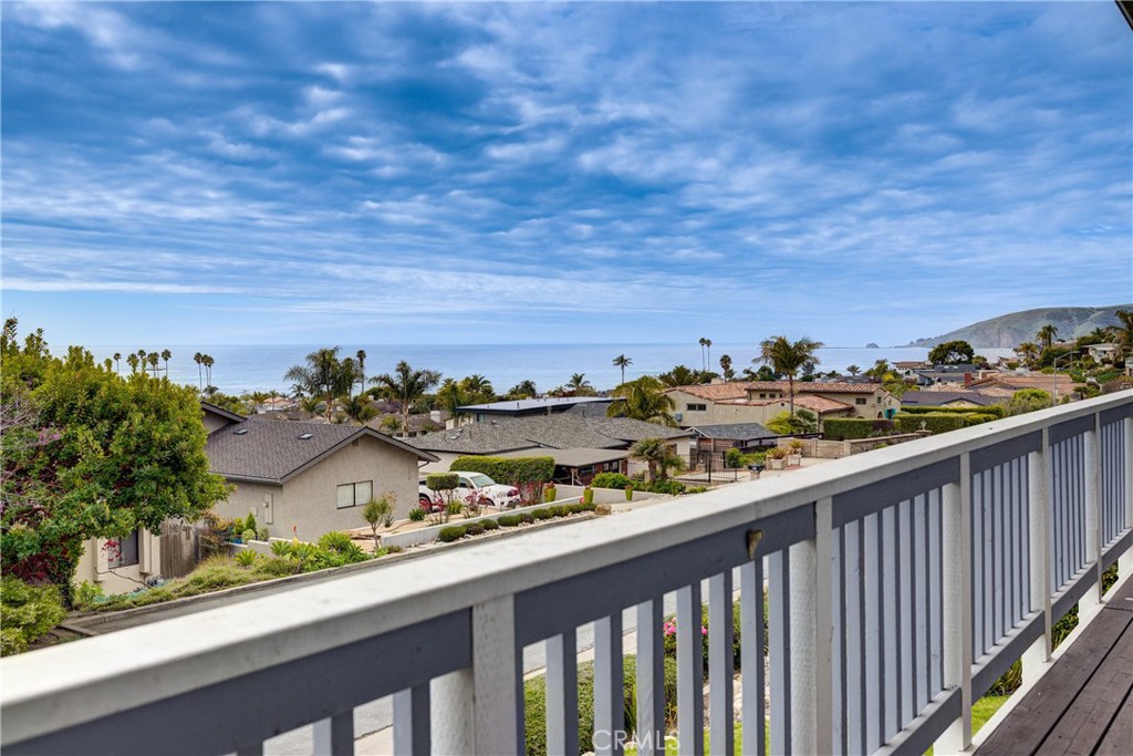 152 El Portal Drive