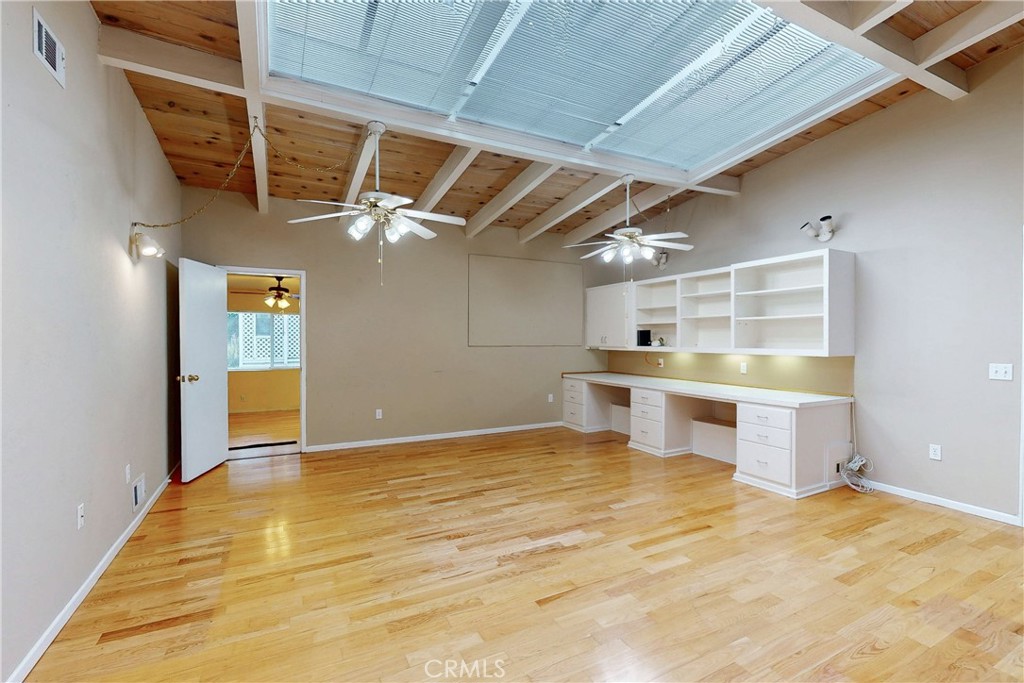 152 El Portal Drive