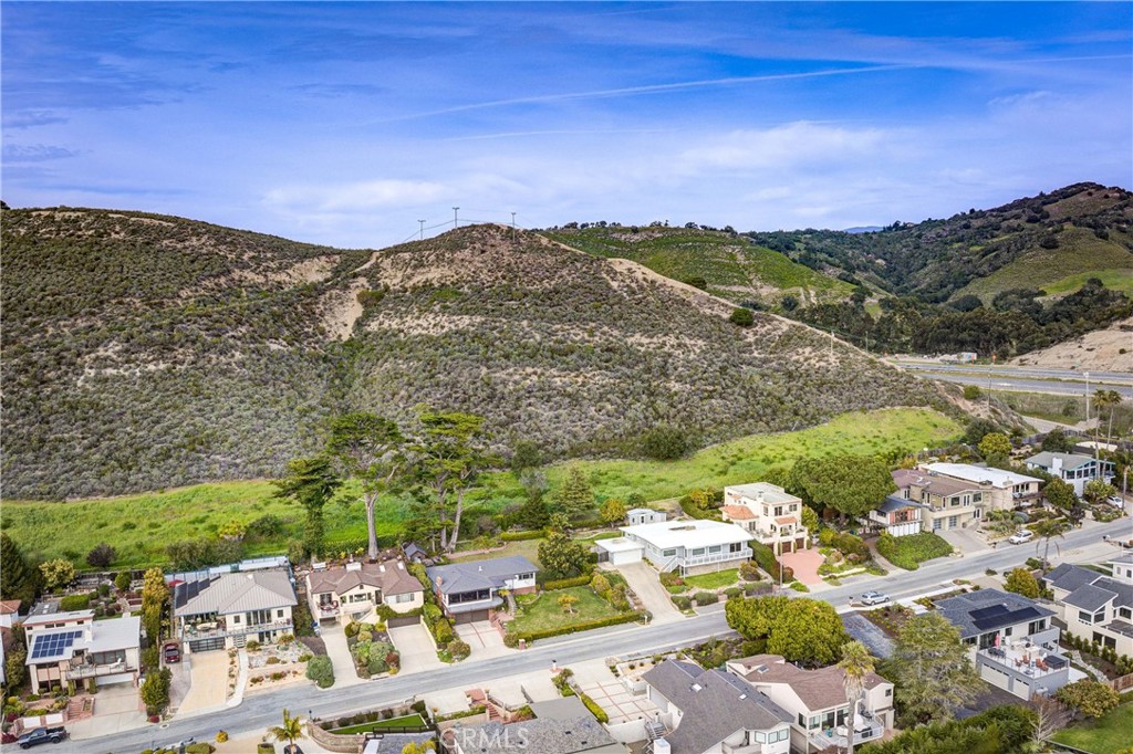 152 El Portal Drive