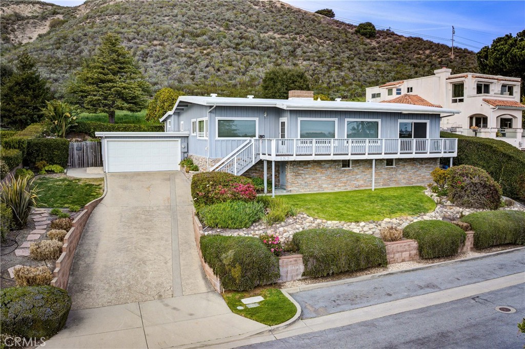 152 El Portal Drive