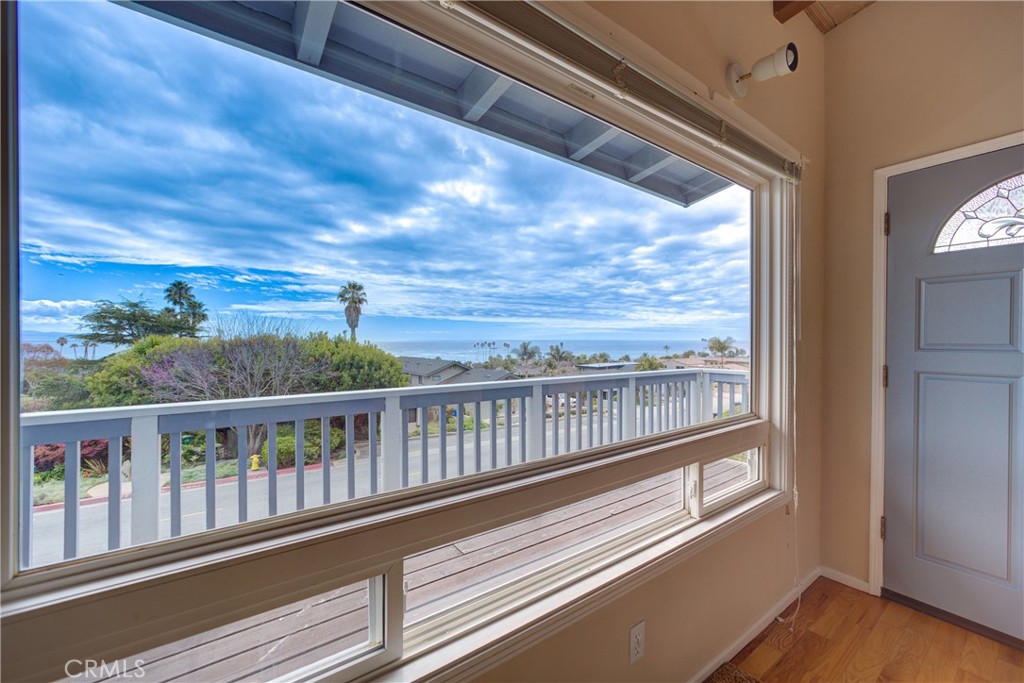 152 El Portal Drive