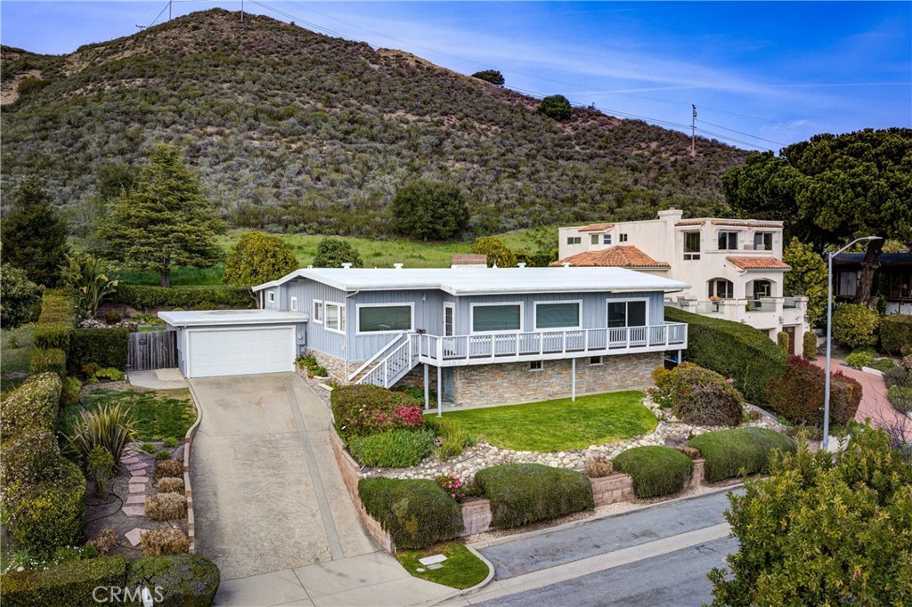 152 El Portal Drive
