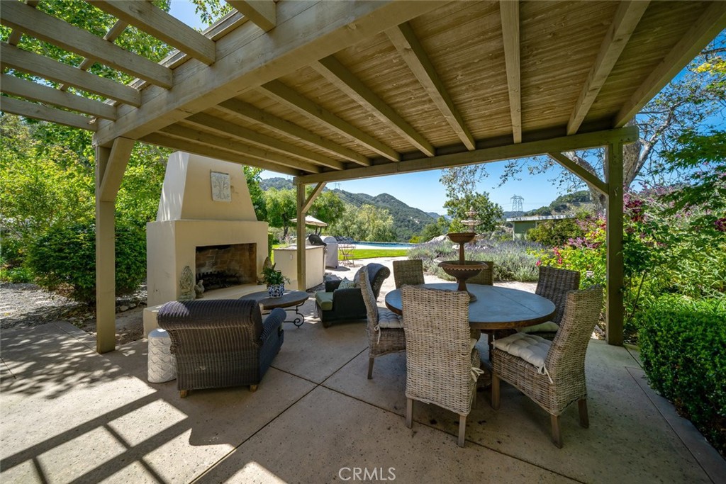 1190 Bassi Drive
