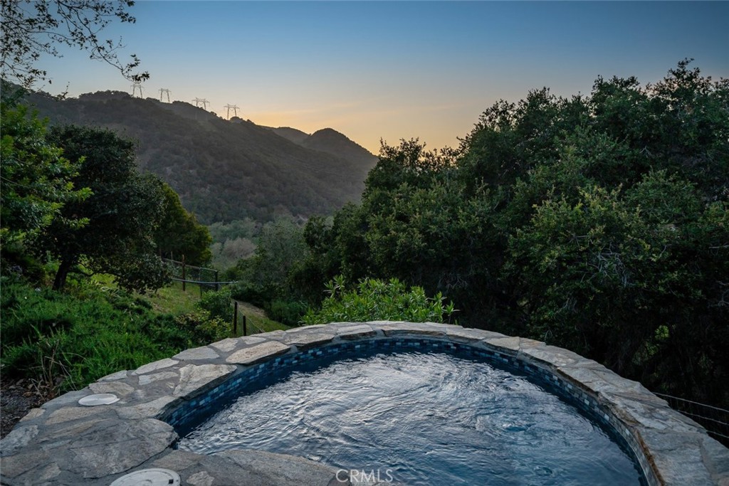 1190 Bassi Drive