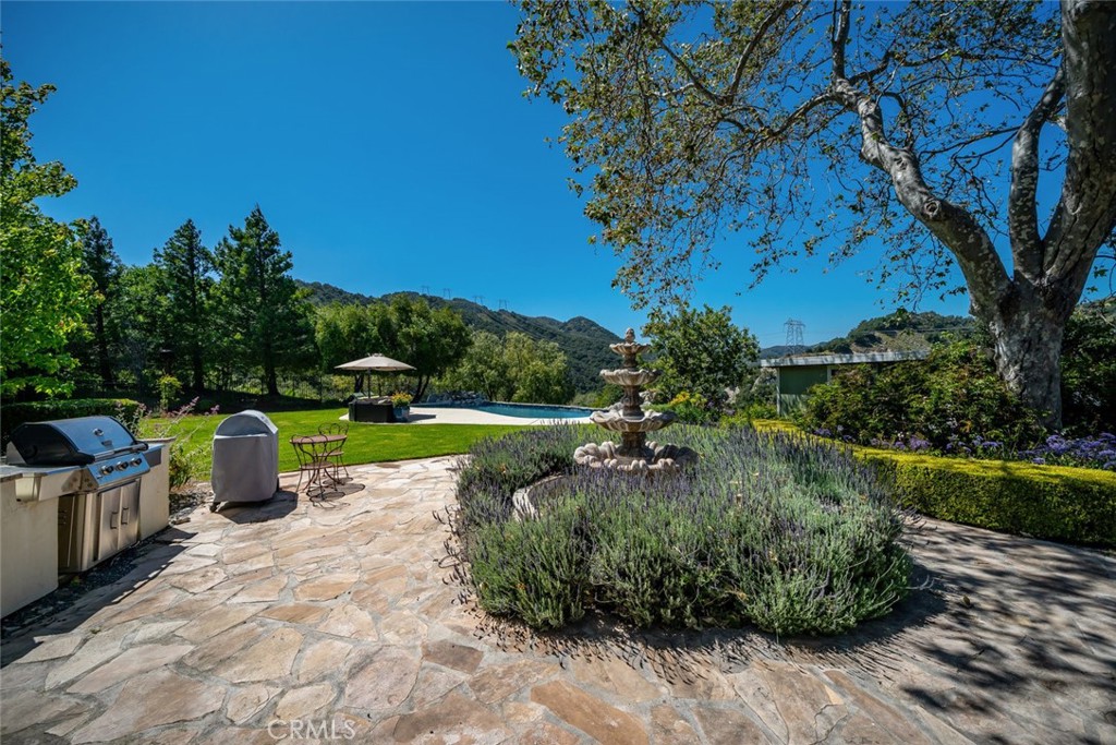 1190 Bassi Drive