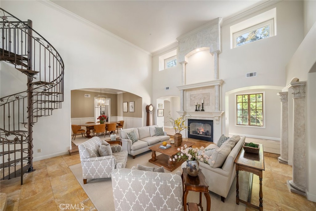 1190 Bassi Drive
