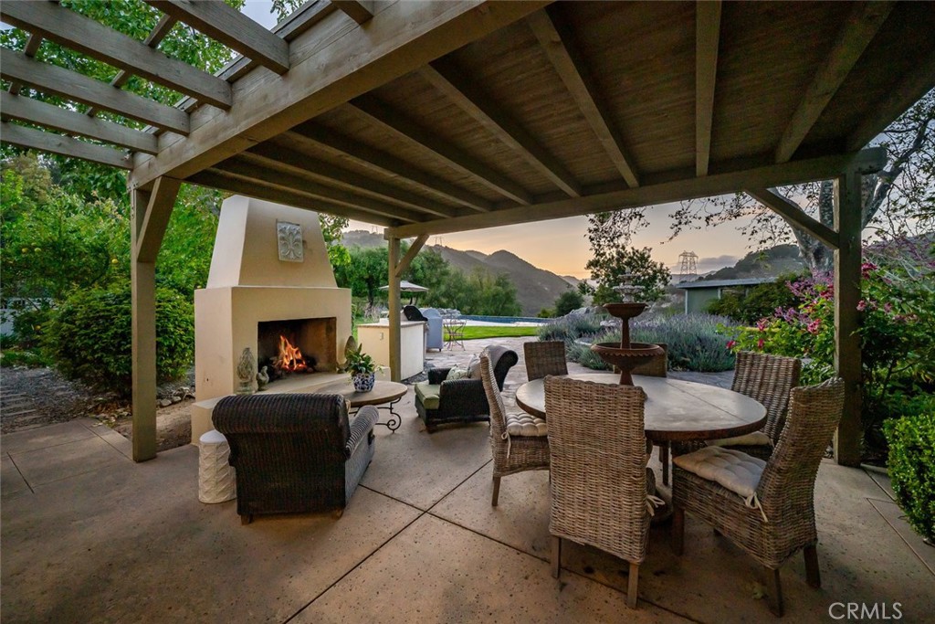 1190 Bassi Drive