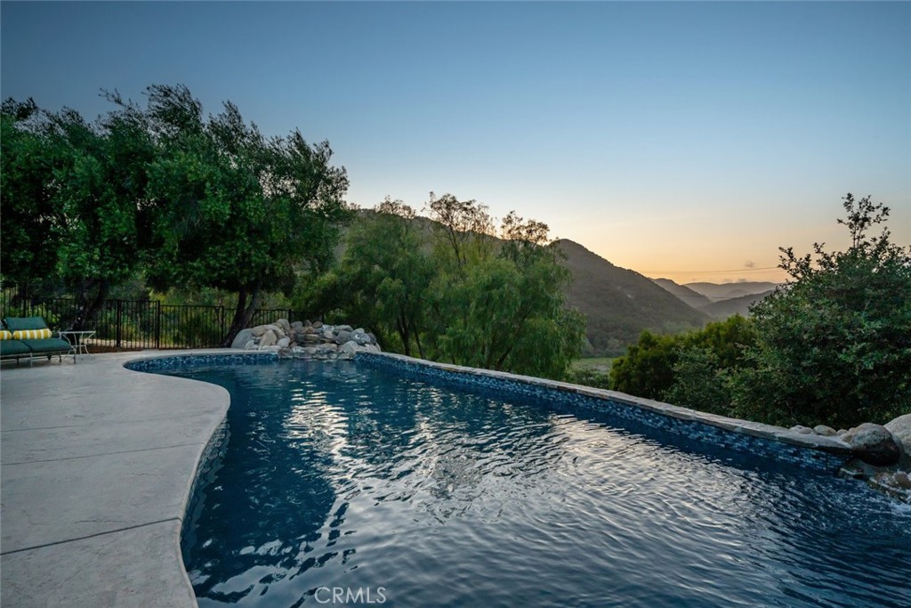 1190 Bassi Drive