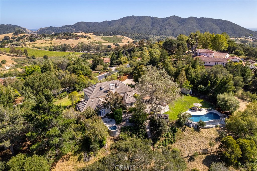 1190 Bassi Drive