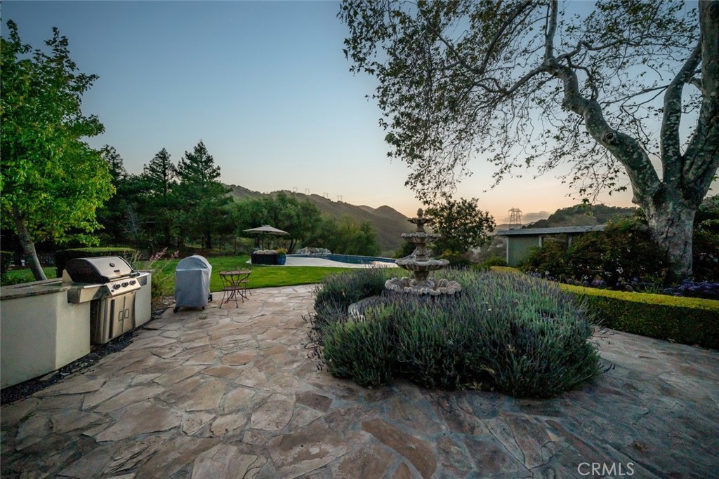 1190 Bassi Drive
