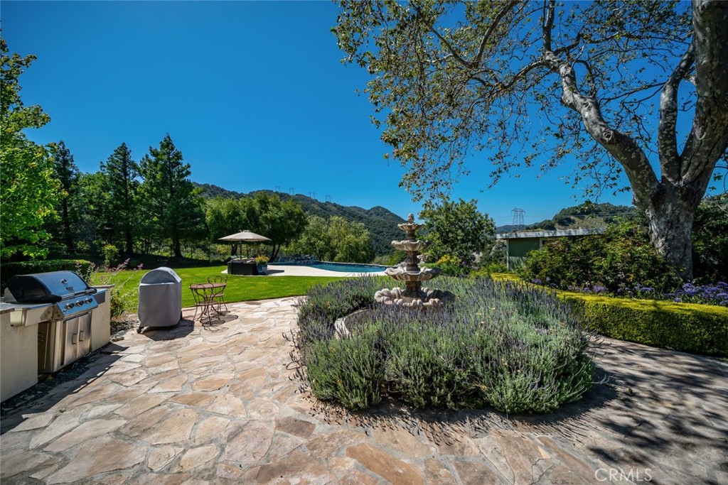1190 Bassi Drive