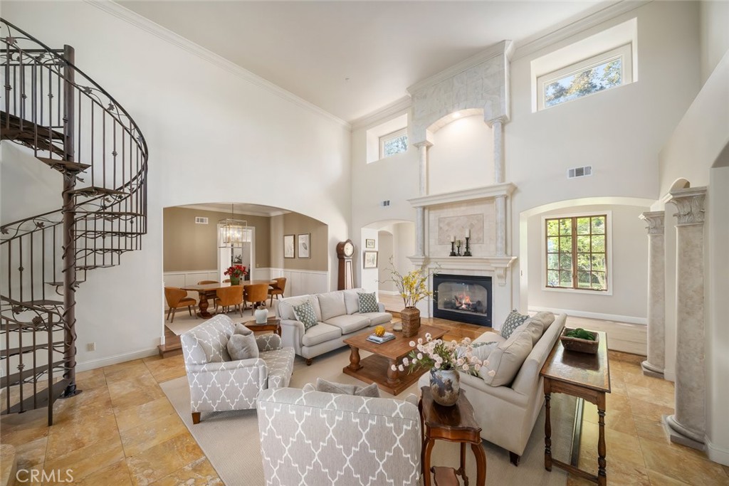 1190 Bassi Drive
