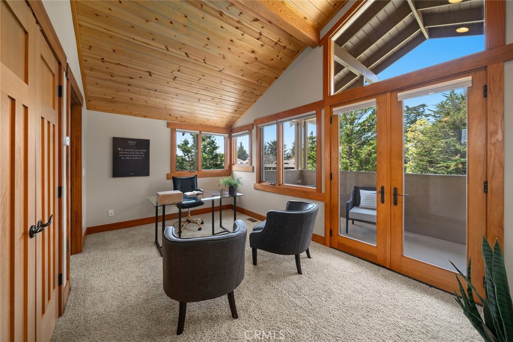 2315 Sanderling Court