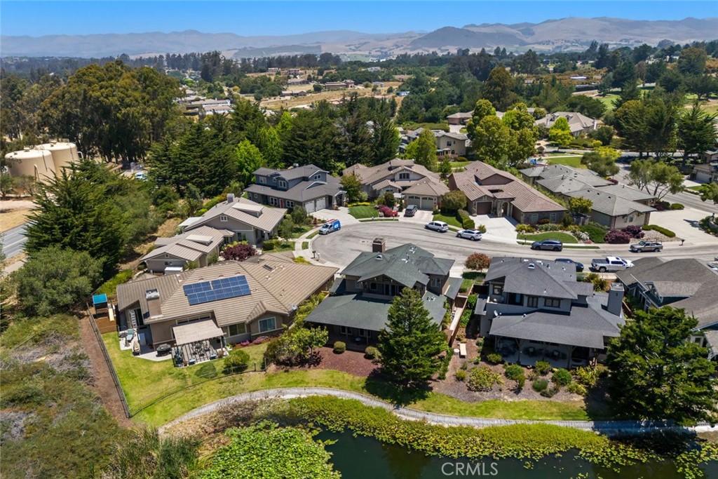 2315 Sanderling Court