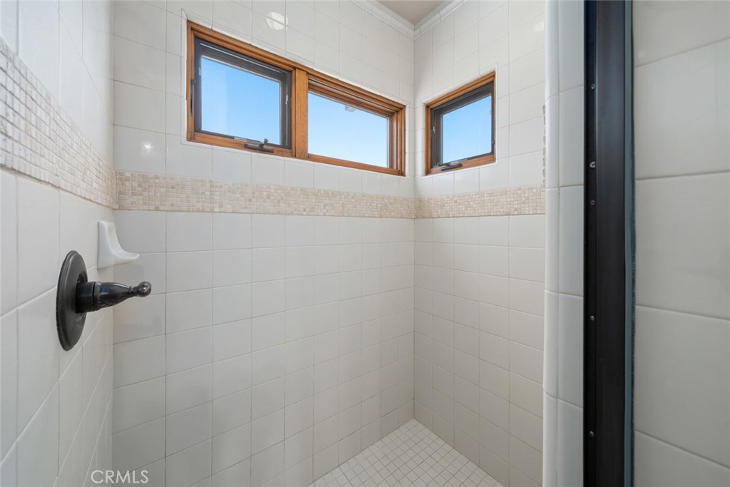 2315 Sanderling Court