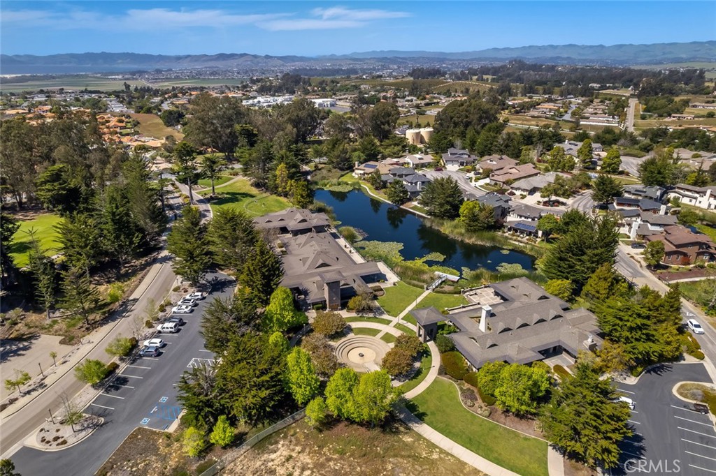 2315 Sanderling Court