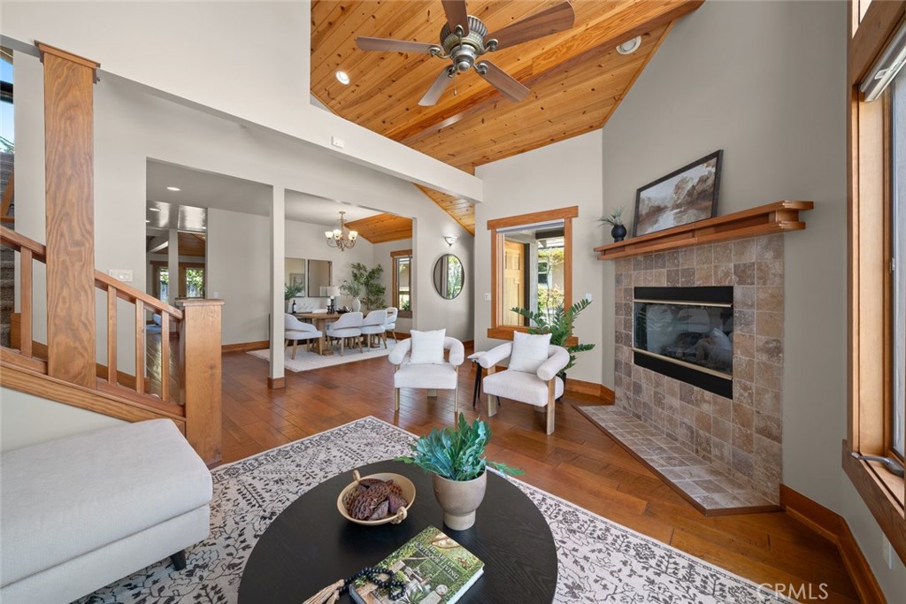 2315 Sanderling Court