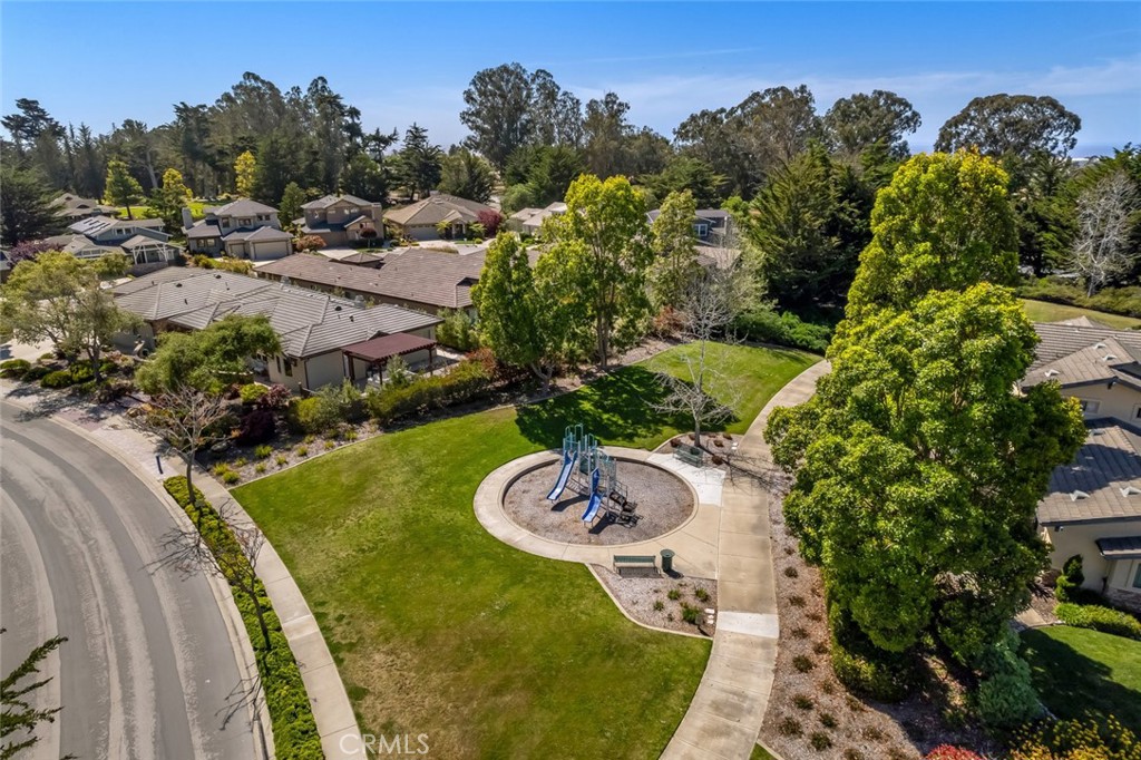 2315 Sanderling Court
