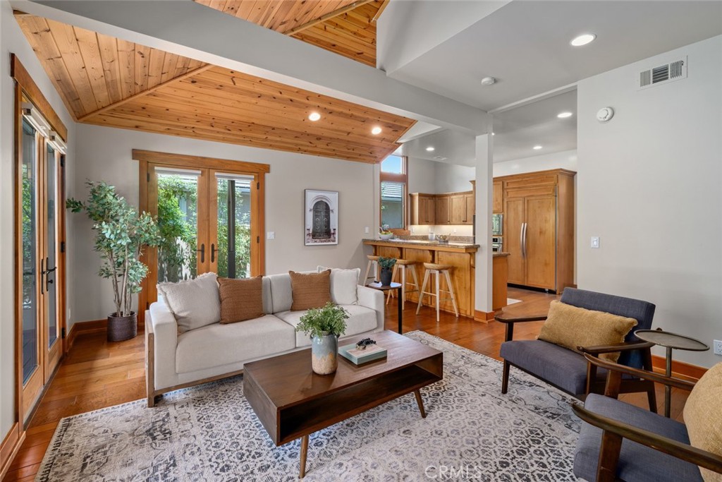 2315 Sanderling Court