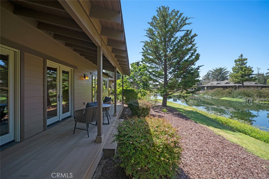 2315 Sanderling Court