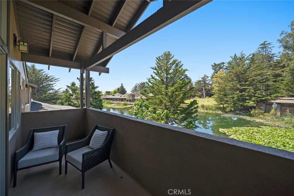 2315 Sanderling Court