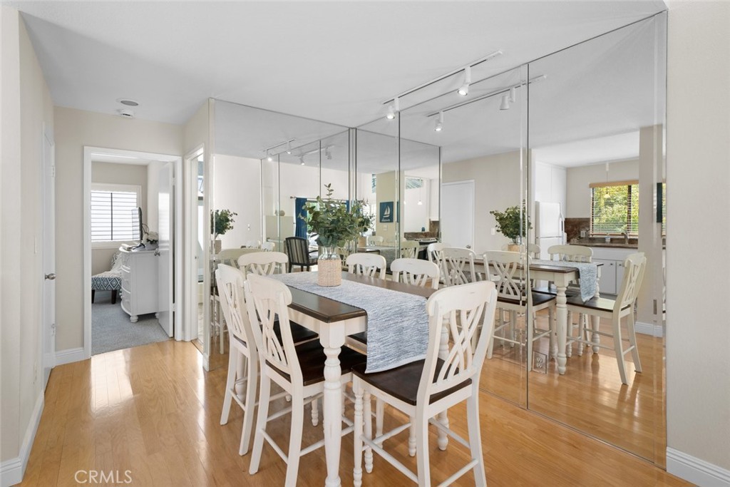 120 Montecito Avenue 4