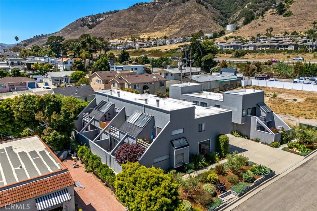 120 Montecito Avenue 4