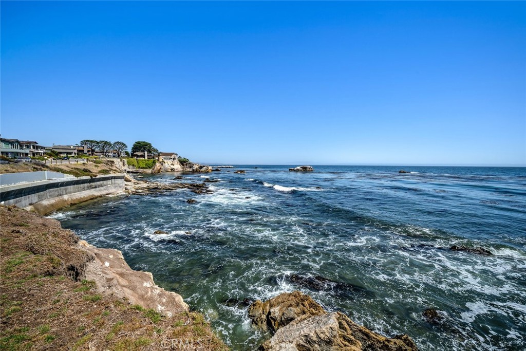 120 Montecito Avenue 4