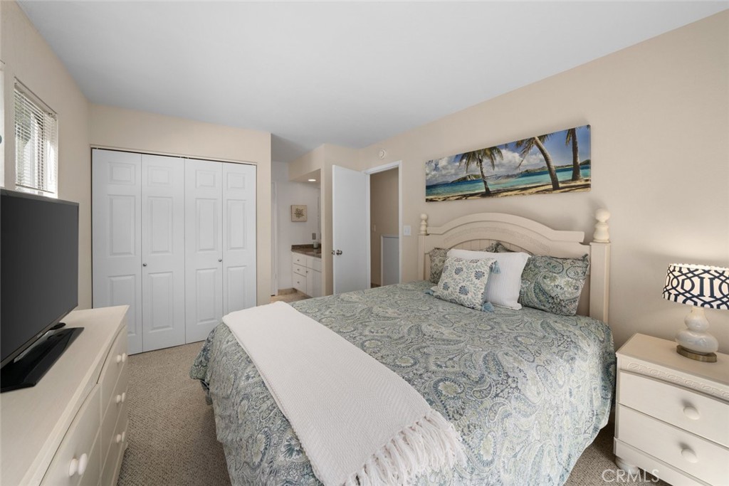 120 Montecito Avenue 4