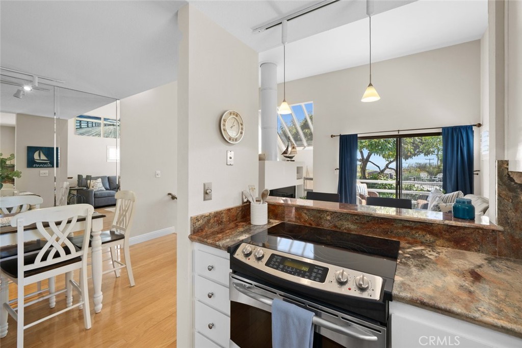 120 Montecito Avenue 4